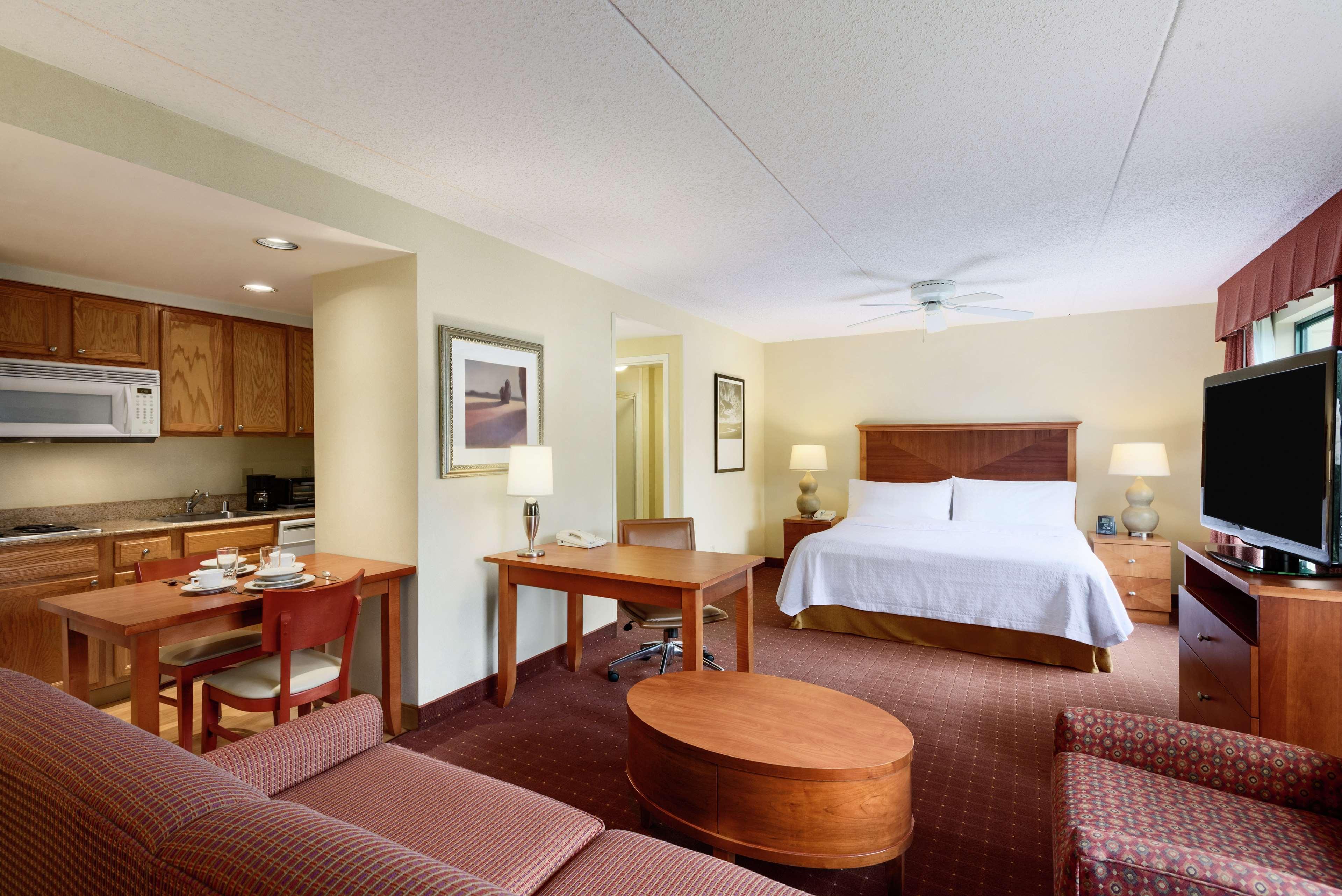 Homewood Suites By Hilton Newark-Wilmington South Area Экстерьер фото