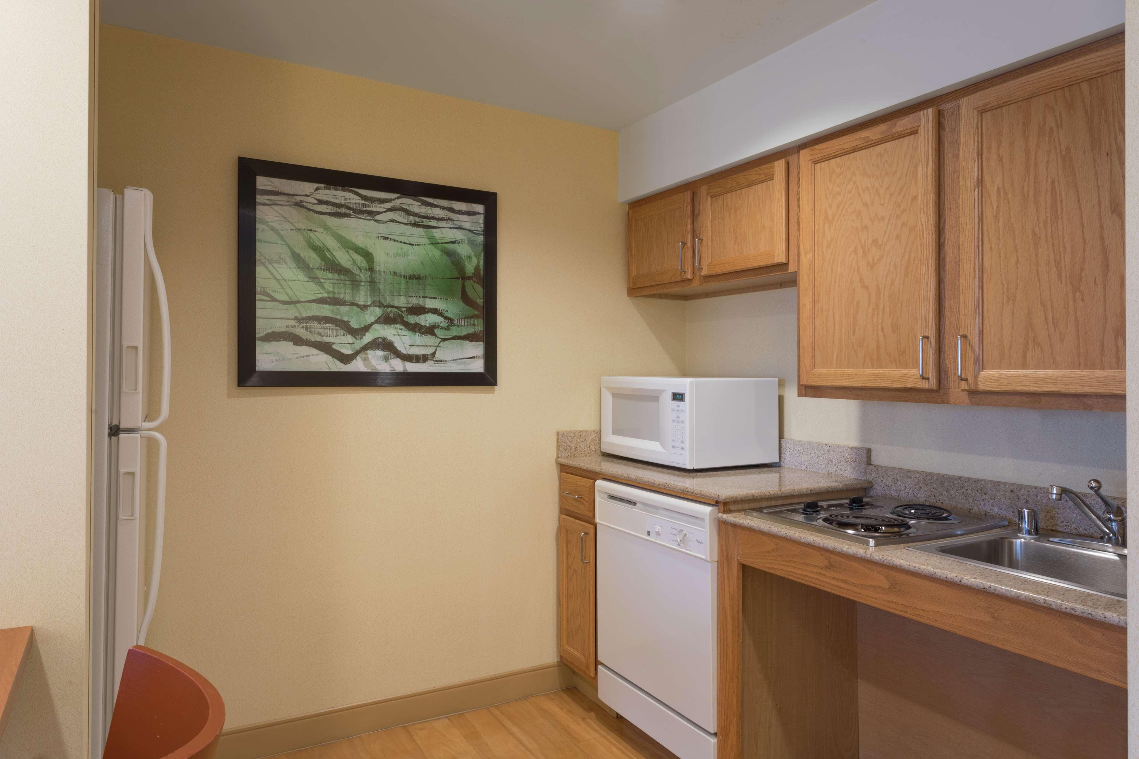 Homewood Suites By Hilton Newark-Wilmington South Area Экстерьер фото