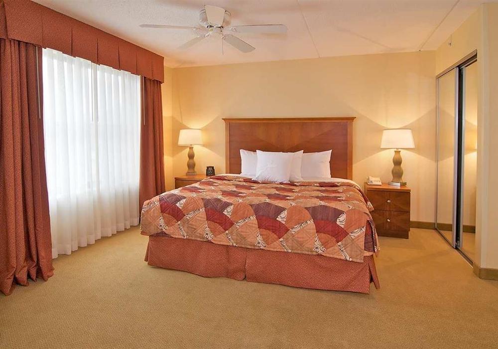 Homewood Suites By Hilton Newark-Wilmington South Area Номер фото