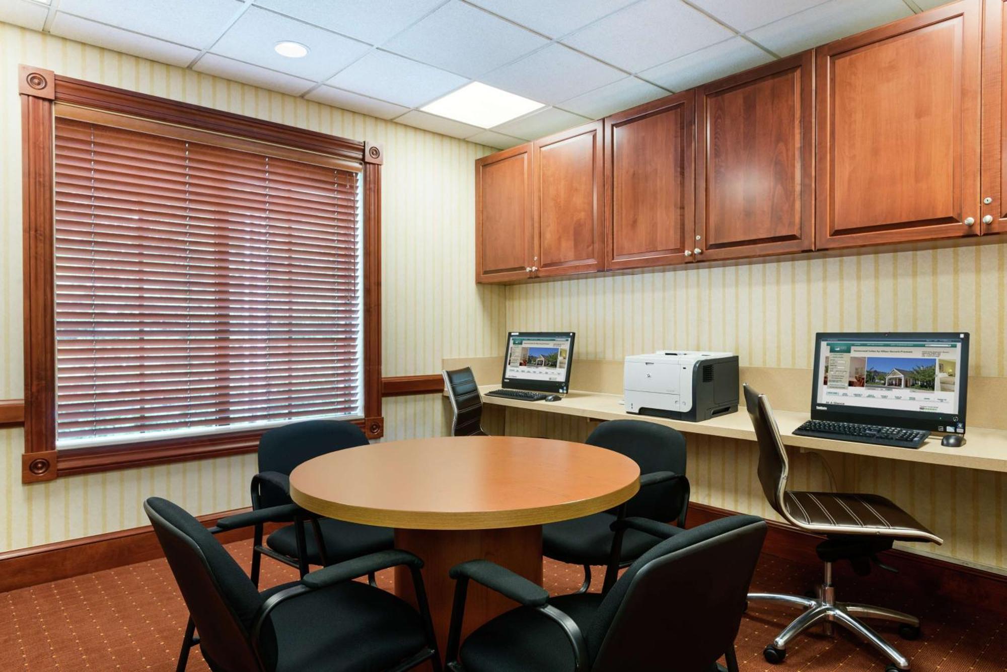 Homewood Suites By Hilton Newark-Wilmington South Area Экстерьер фото
