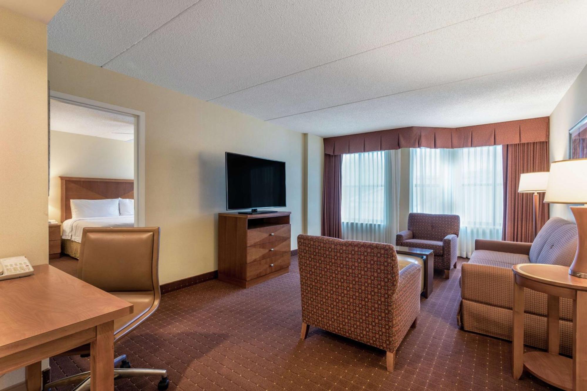Homewood Suites By Hilton Newark-Wilmington South Area Экстерьер фото